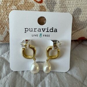 Pura Vida Pearl Hoop Earrings
